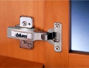 Blum CLIP top Mini-Hinges